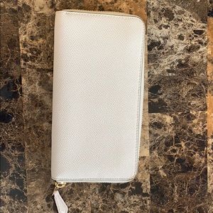 Coach Bags - Off white coach wallet Coach Bags - Off white coach wallet